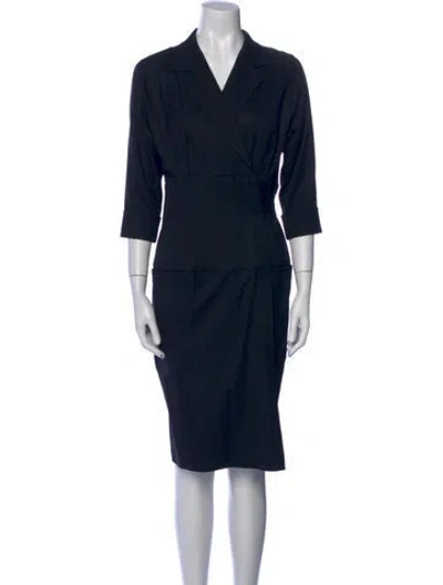Pre-owned Max Mara Virgin Wool Knee-length Dress In Black