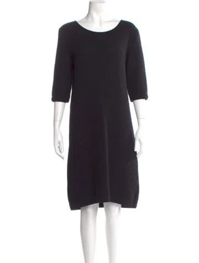 Pre-owned Max Mara Virgin Wool Knee-length Dress In Black