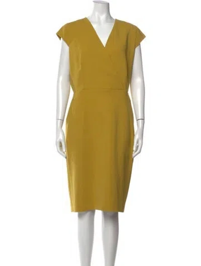 Pre-owned Max Mara Virgin Wool Knee-length Dress In Black