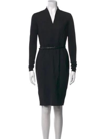 Pre-owned Max Mara Virgin Wool Knee-length Dress In Black