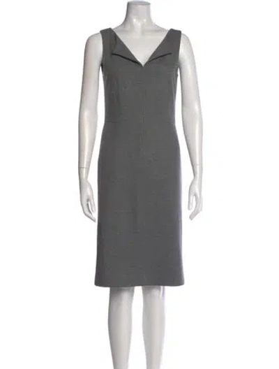 Pre-owned Max Mara Virgin Wool Knee-length Dress In Gray