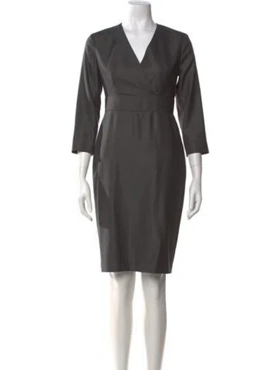 Pre-owned Max Mara Virgin Wool Knee-length Dress In Grey