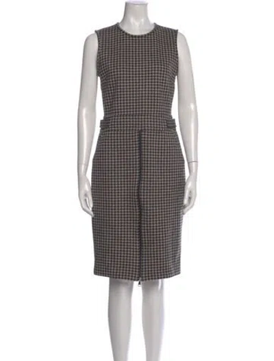 Pre-owned Max Mara Virgin Wool Knee-length Dress In Neutral