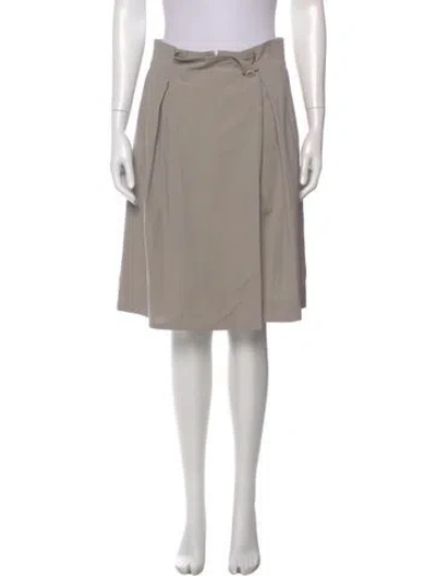 Pre-owned Max Mara Virgin Wool Knee-length Shorts In Gray