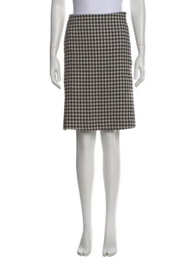 Pre-owned Max Mara Virgin Wool Knee-length Skirt