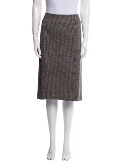 Pre-owned Max Mara Virgin Wool Knee-length Skirt In Black