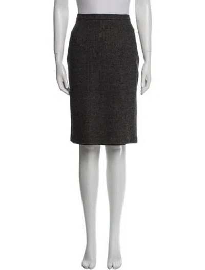 Pre-owned Max Mara Virgin Wool Knee-length Skirt In Black