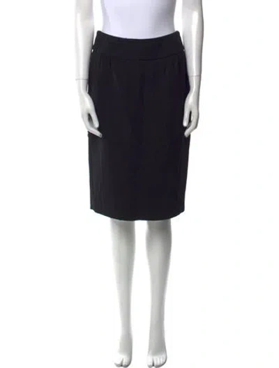 Pre-owned Max Mara Virgin Wool Knee-length Skirt In Black