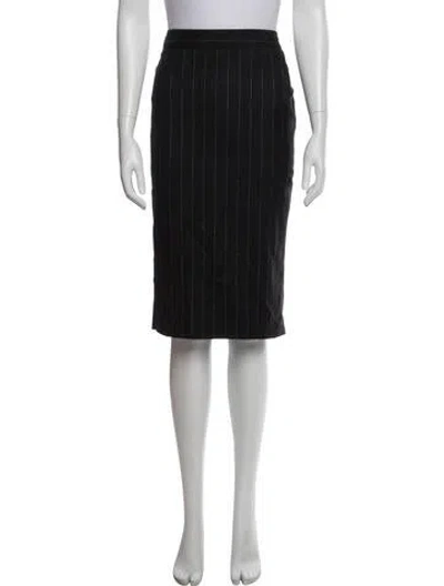 Pre-owned Max Mara Virgin Wool Knee-length Skirt In Black