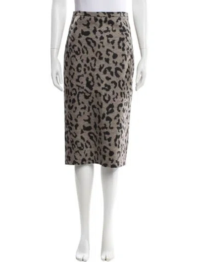 Pre-owned Max Mara Virgin Wool Knee-length Skirt In Gray