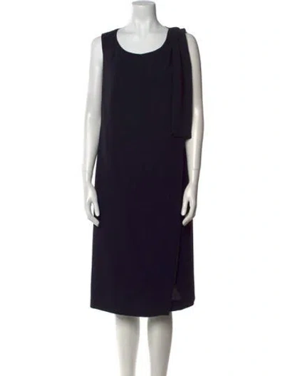 Pre-owned Max Mara Virgin Wool Midi Length Dress In Black