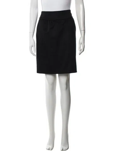 Pre-owned Max Mara Virgin Wool Mini Skirt In Black