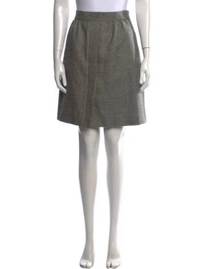 Pre-owned Max Mara Virgin Wool Mini Skirt In Neutrals