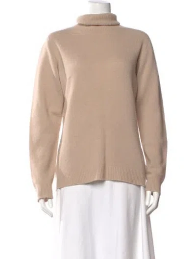 Pre-owned Max Mara Virgin Wool Turtleneck Sweater In Neutral