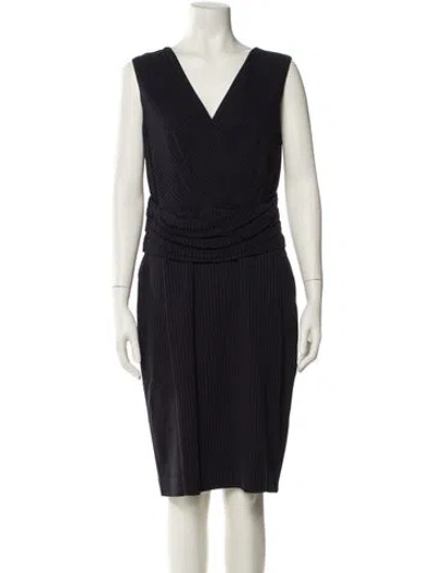 Pre-owned Max Mara V-neck Knee-length Dress In Blue
