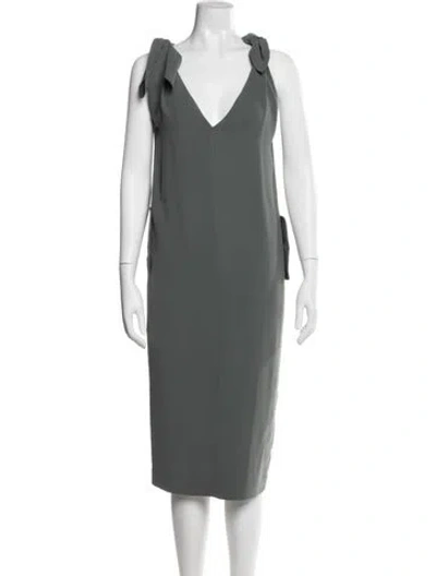 Pre-owned Max Mara V-neck Knee-length Dress In Green