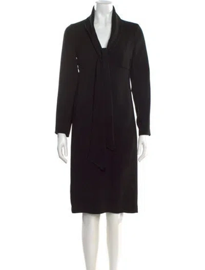 Pre-owned Max Mara V-neck Midi Length Dress In Black