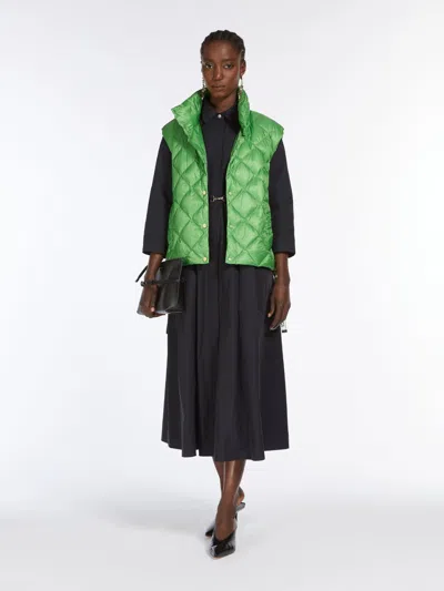 Max Mara Water-resistant Technical Canvas Gilet In Green