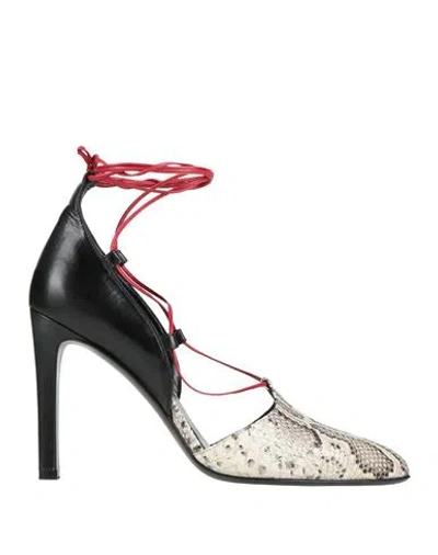 Max Mara Woman Pumps Light Grey Size 6 Leather In Black