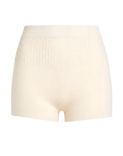Max Mara Woman Shorts & Bermuda Shorts Cream Size M Viscose, Polyester In White