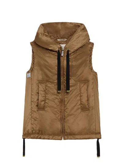 Max Mara Women's Padded Hooded Gilet In Water Repellent Canvas In Brown