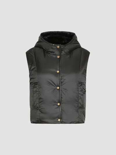 Max Mara Women's Reversible Gilet In Water Repellent Plain Weave Fabric In Black