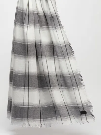 Max Mara Wool And Cashmere Shawl In White