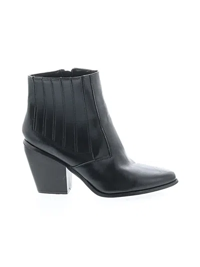 Pre-owned Max Muxun Ankle Boots In Black