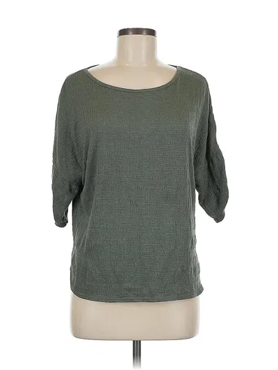 Pre-owned Max Studio 3/4 Sleeve T-shirt In Green