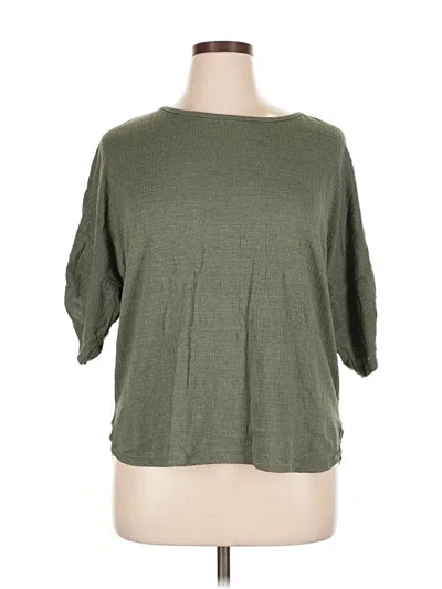 Pre-owned Max Studio 3/4 Sleeve T-shirt In Green