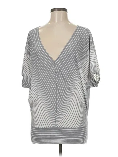 Pre-owned Max Studio 3/4 Sleeve T-shirt In Silver