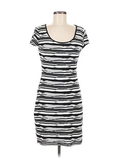 Pre-owned Max Studio Casual Dress In Black