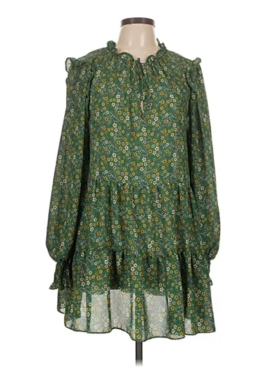 Pre-owned Max Studio Casual Dress In Green