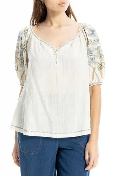 Max Studio Embroidered Puff Sleeve Top