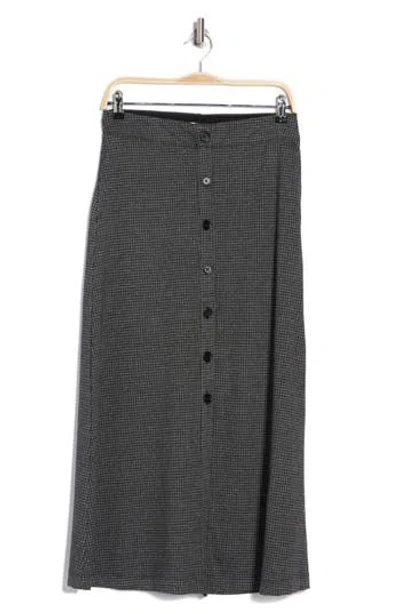 Max Studio Front Button Boot Skirt In Black/ivory Tweed