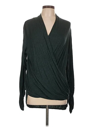 Pre-owned Max Studio Long Sleeve T-shirt In Green