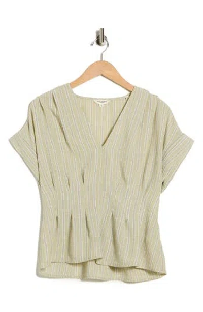 Max Studio Pleated V-neck Top In Green