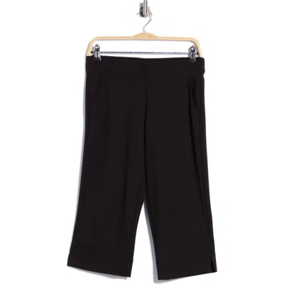 Max Studio Pull-on Capri Pants In Black