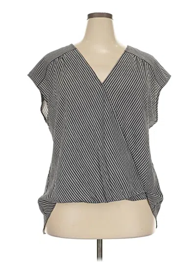 Pre-owned Max Studio Short Sleeve Blouse In Gray