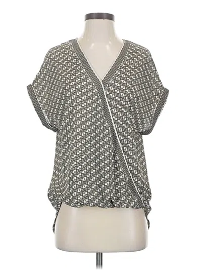 Pre-owned Max Studio Short Sleeve Blouse In Gray