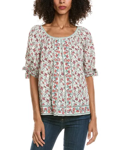 Max Studio Short Sleeve Inverted Pleat Top In White