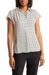 Max Studio Short Sleeve Popover Blouse In Ivry/blck Mdm Star Dot