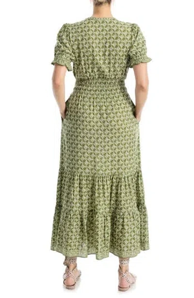 Max Studio Short Sleeve Tiered Maxi Dress In Ivy Batik Daisy