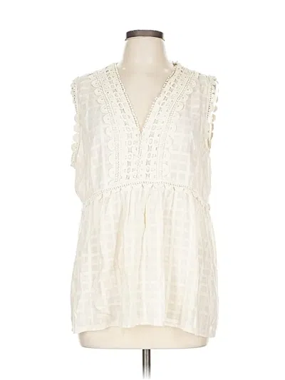 Pre-owned Max Studio Sleeveless Blouse In White
