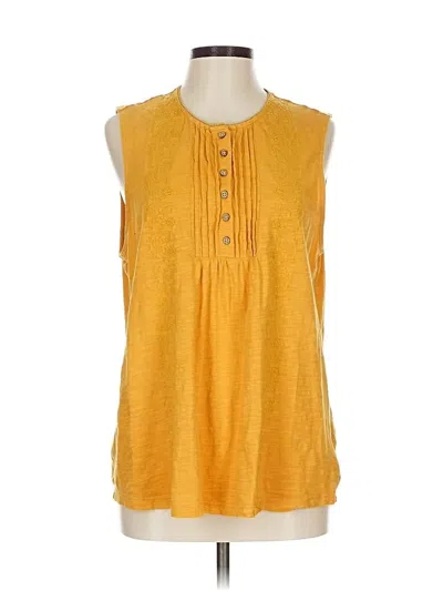 Pre-owned Max Studio Sleeveless Blouse In Yellow