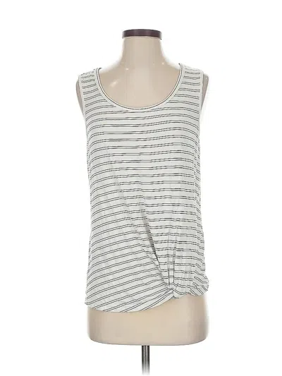 Pre-owned Max Studio Sleeveless T-shirt In Silver