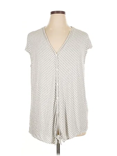 Pre-owned Max Studio Sleeveless T-shirt In Silver