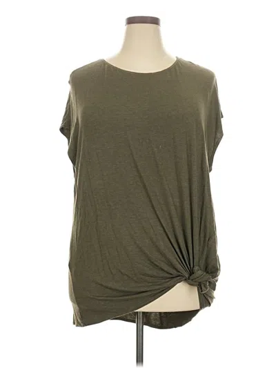 Pre-owned Max Studio Sleeveless T-shirt In Green