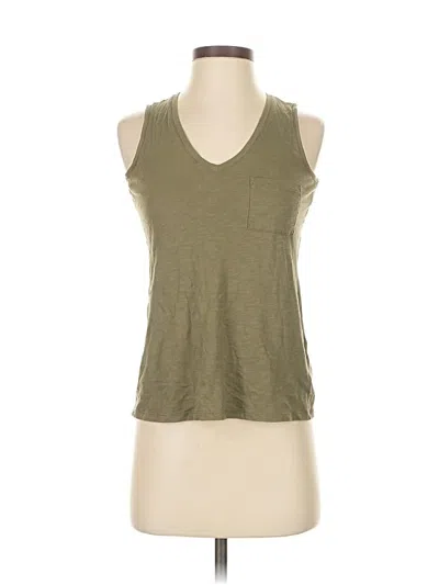 Pre-owned Max Studio Sleeveless T-shirt In Green