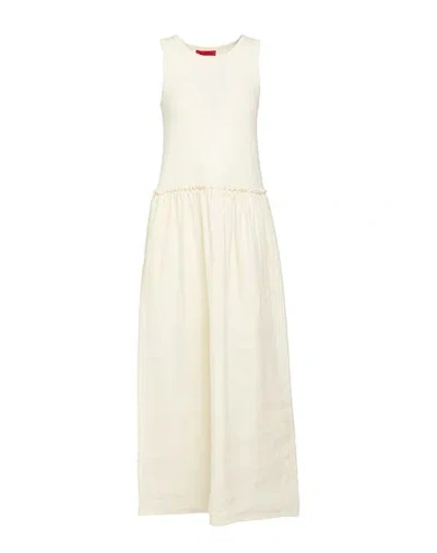Maxco. Casual Sleeveless Dress In White